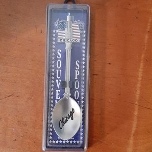 Nwt, Chicago souvenir spoon